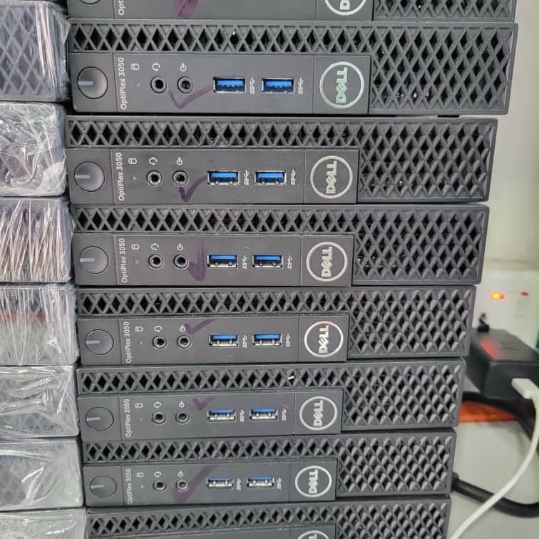 i5 6th Gen / 8 GIG RAM / 128 SSD